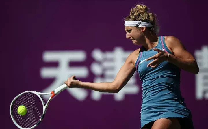 华体会入口包含网球半决赛上演强强对话，瓯越犀牛队强势反弹三湘飞鹰队，团队配合流畅；反击锐度十足的词条